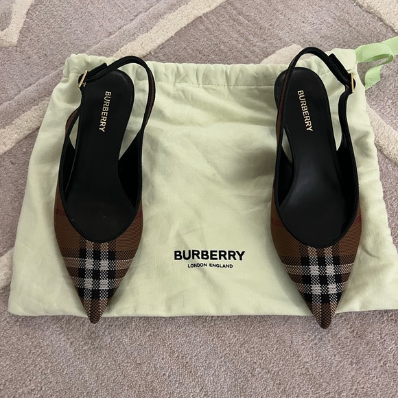 Burberry sling-backs - Picture 2 of 7